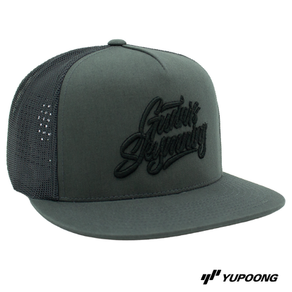 Trucker Gudars Skymning [svart brodyr]