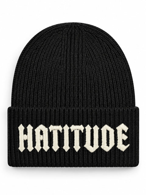 Hatitude – Hatitude Oversized Cuffed Beanie Svart, brodyr framifrån