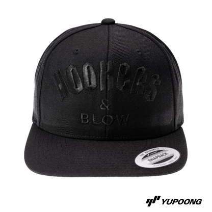Snapback Hookers & Blow [svart brodyr]