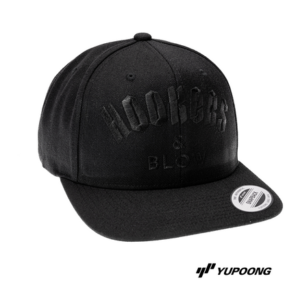 Snapback Hookers & Blow [svart brodyr]