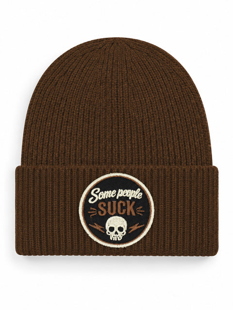 Some People Suck – Hatitude Oversized Cuffed Beanie Valnöt, brodyr framifrån